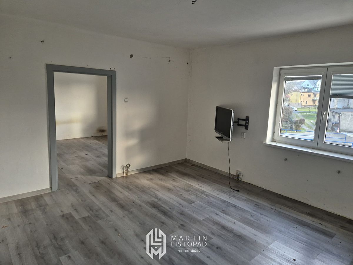 Prodej rodinného domu 300 m², pozemek 353 m² – fotografie 5
