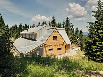 Prodej ubytovacího zařízení 685 m²