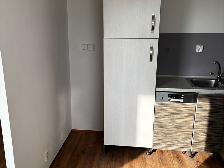 Wohnung 3+1 zum Kauf, 66 m² (8 von 18)