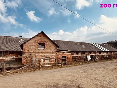 Prodej zemědělské usedlosti 850 m², pozemek 2730 m²