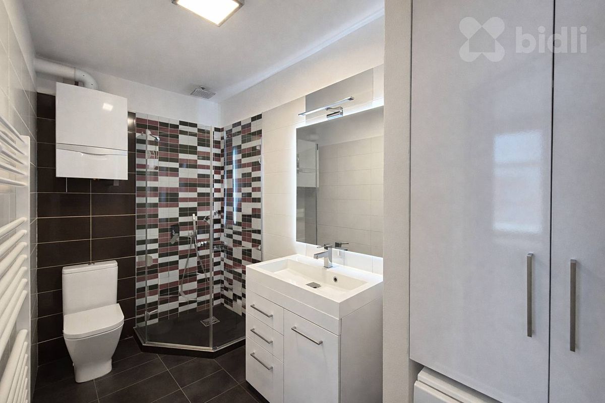 Prodej rodinného domu 56 m², pozemek 115 m² – fotografie 2