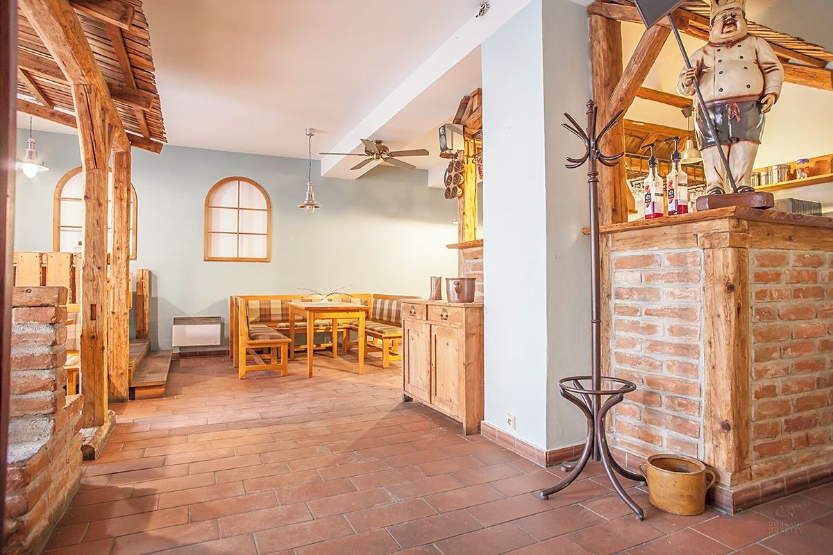 Prodej rodinného domu 750 m², pozemek 433 m² – fotografie 5