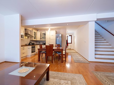 Prodej bytu 4+kk 144 m² (Mezonet)