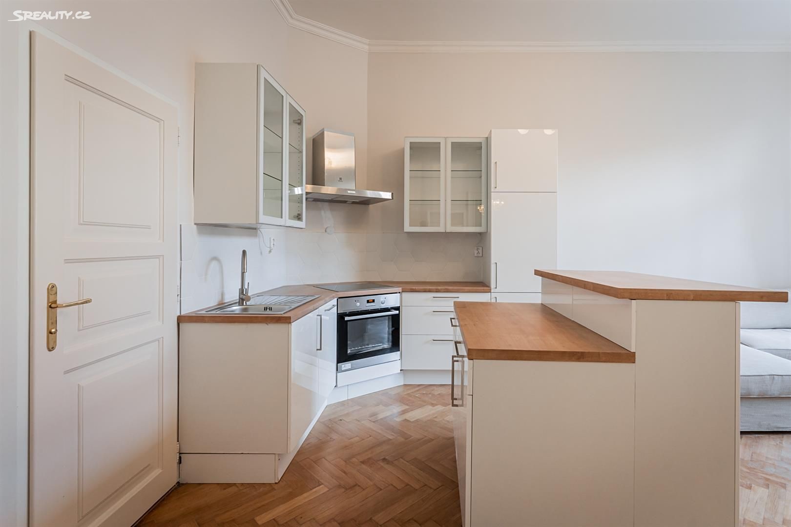 Pronájem bytu 2+kk 62 m² – pohled 4