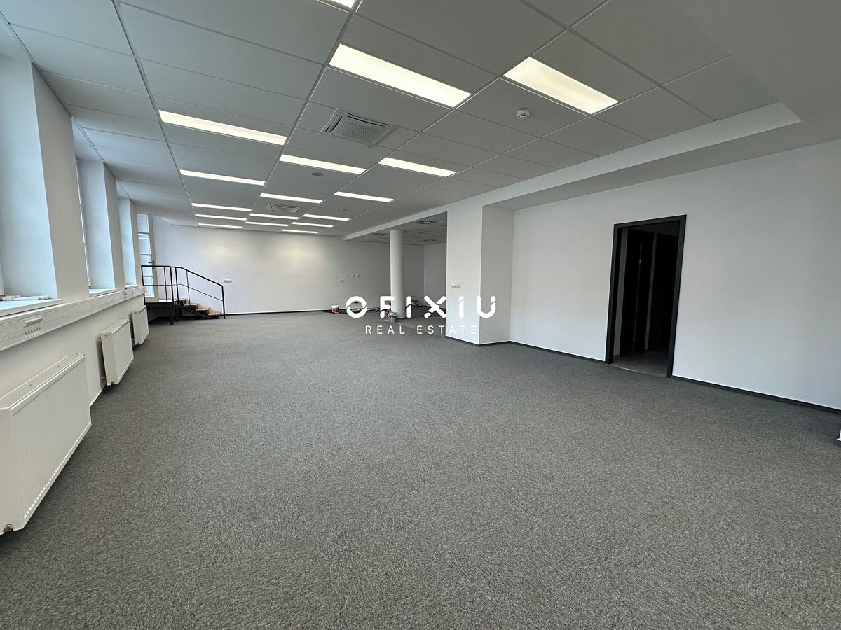 Pronájem kanceláře 153 m² – fotografie 5