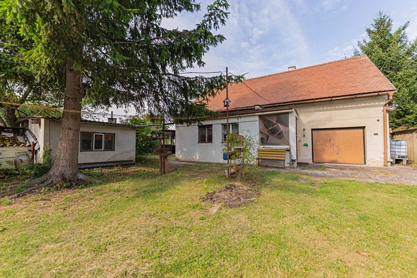 Prodej rodinného domu 123 m², pozemek 672 m² – fotografie 3