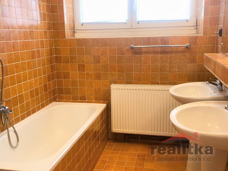 Wohnung 4+1 zur Miete, 160 m² (13 von 15)