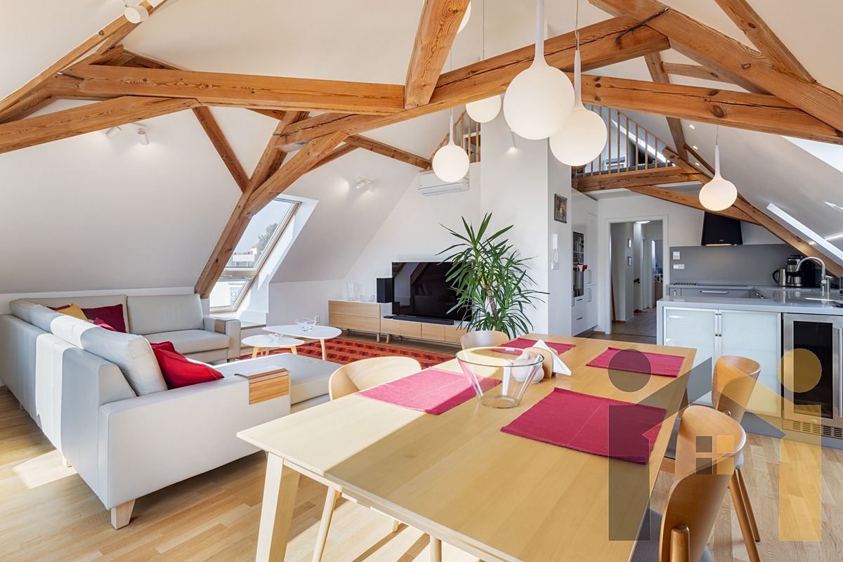 Prodej bytu 4+kk 96 m² (Podkrovní)