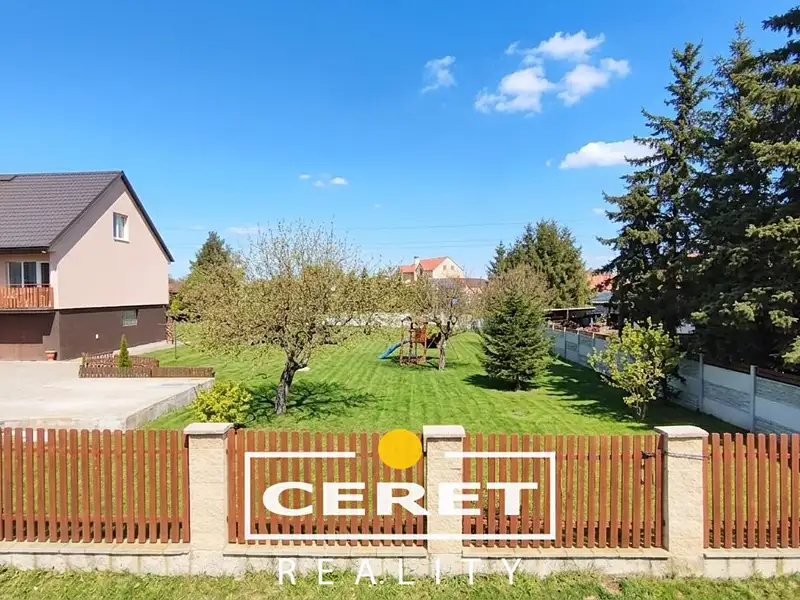 Prodej stavebního pozemku 824 m², Krásný Dvůr – náhled fotky 1