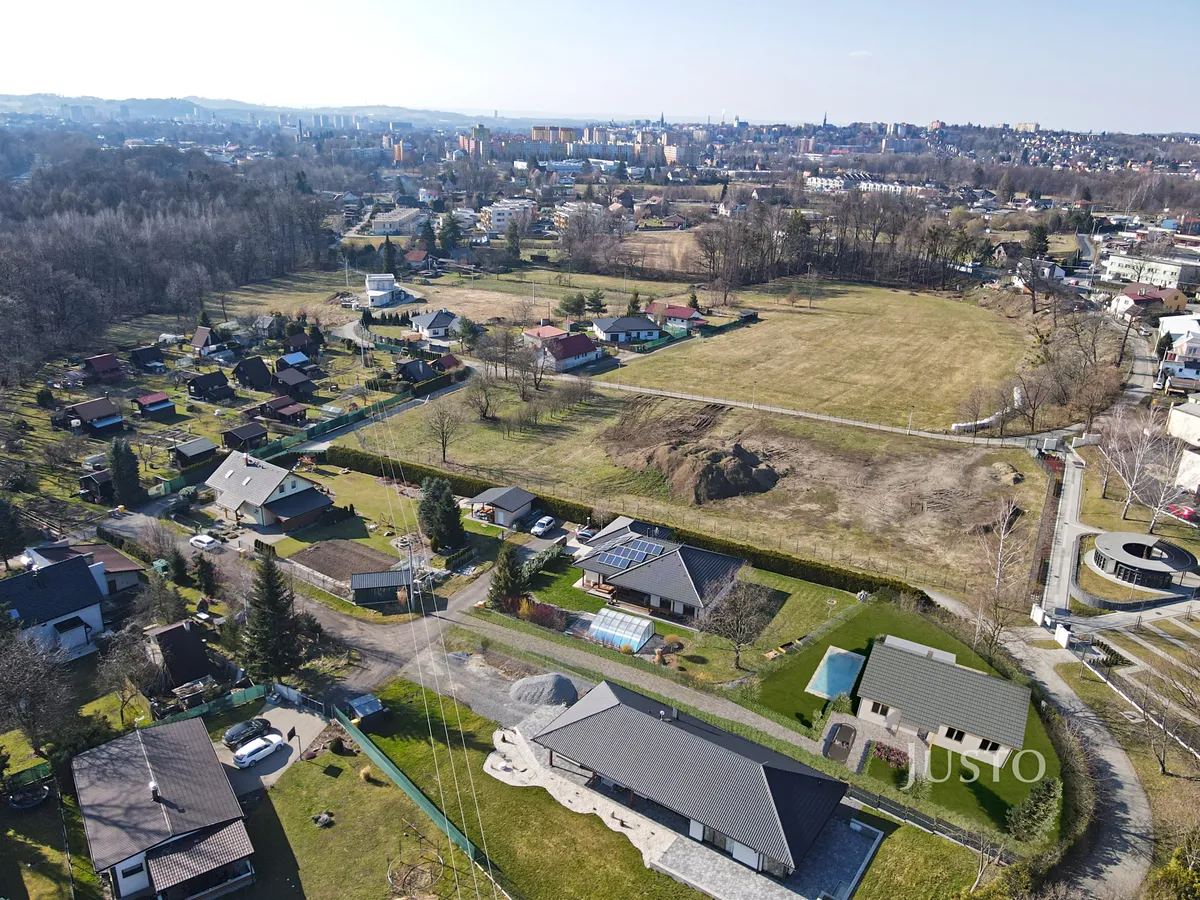 Prodej stavebního pozemku 1088 m² – pohled 5