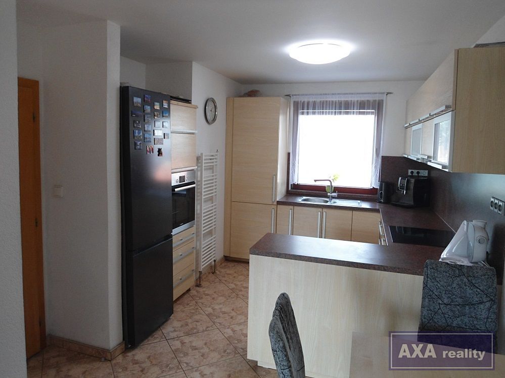 Prodej rodinného domu 145 m², pozemek 517 m² – fotografie 4