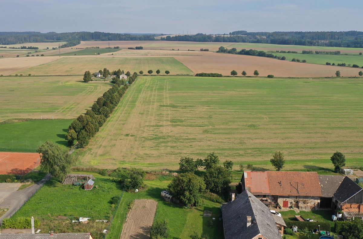 Prodej stavebního pozemku 3269 m² – fotografie 2
