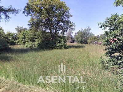 Prodej komerčního pozemku 7253 m²