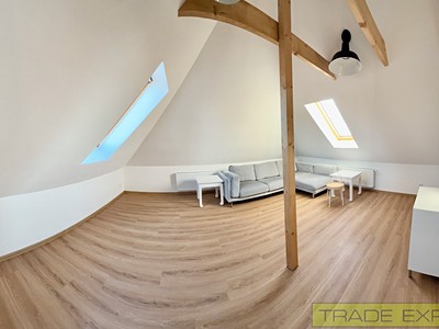 Prodej bytu 2+kk 81 m² (Podkrovní)