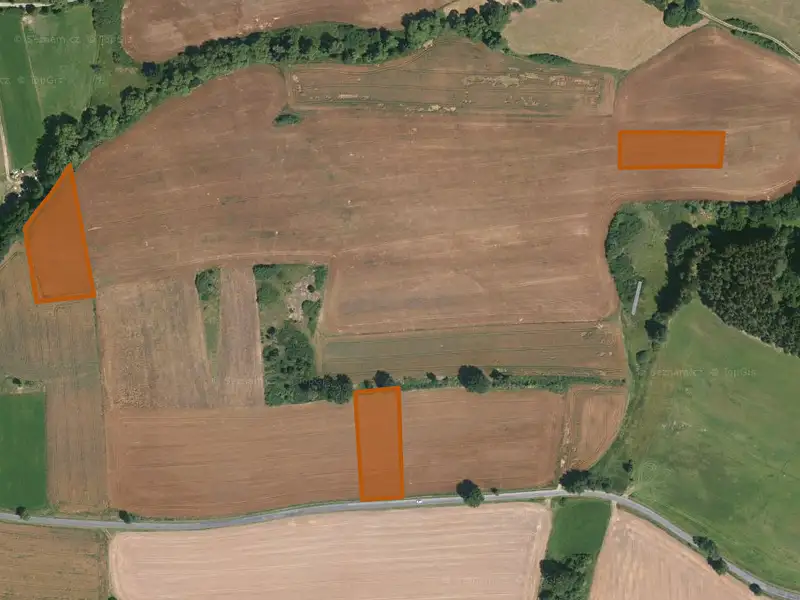 Prodej pole 44359 m², Tojice – náhled fotky 2