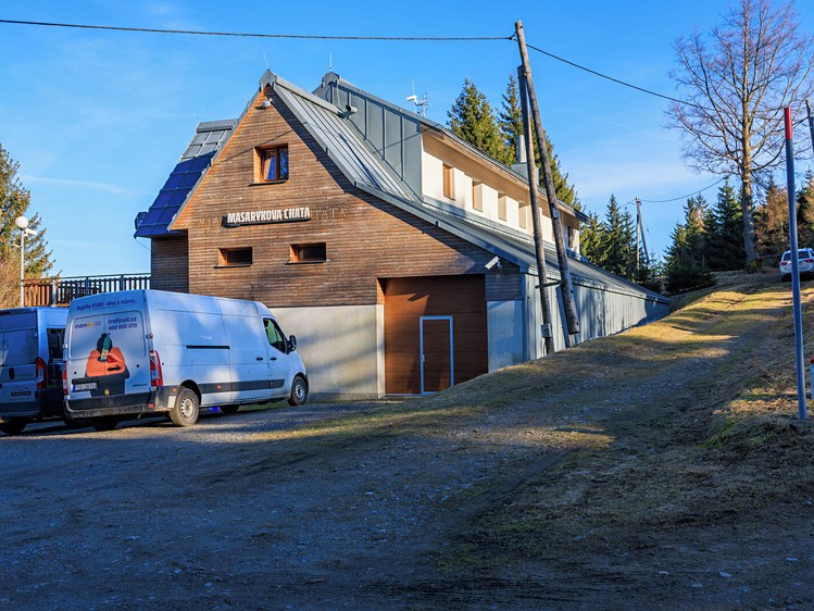 Prodej komerčního prostoru, 685 m² (3 z 29)