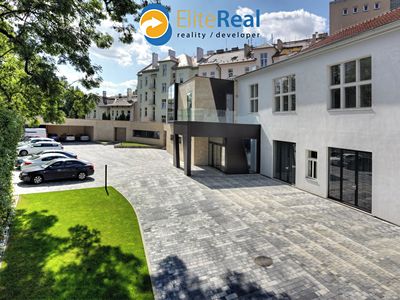 Pronájem kanceláře 155 m²