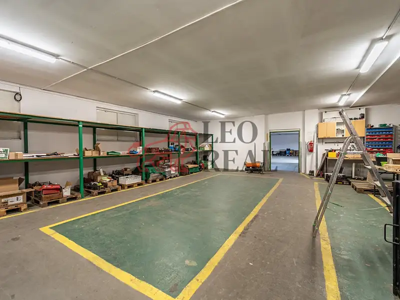Prodej skladového prostoru 443 m², Svitavy – náhled fotky 2