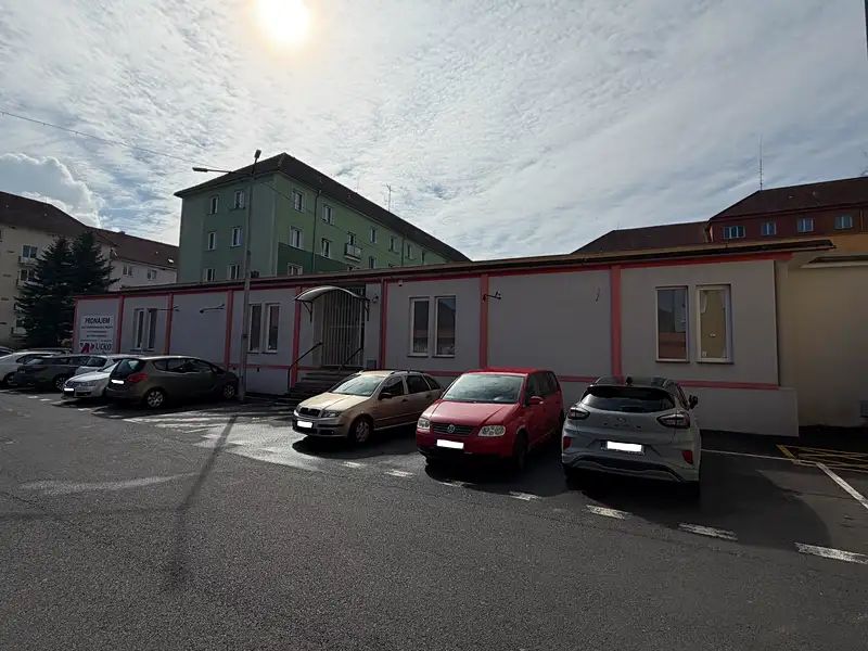 Prodej obchodního prostoru 840 m², Sokolov – náhled fotky 3