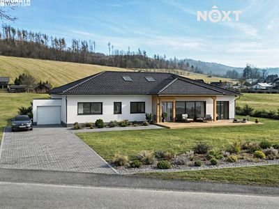 Prodej stavebního pozemku 1752 m²