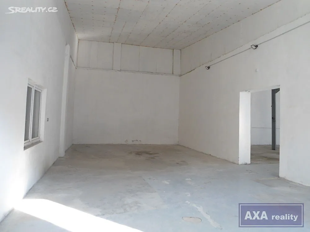 Pronájem skladového prostoru 384 m², Olomouc