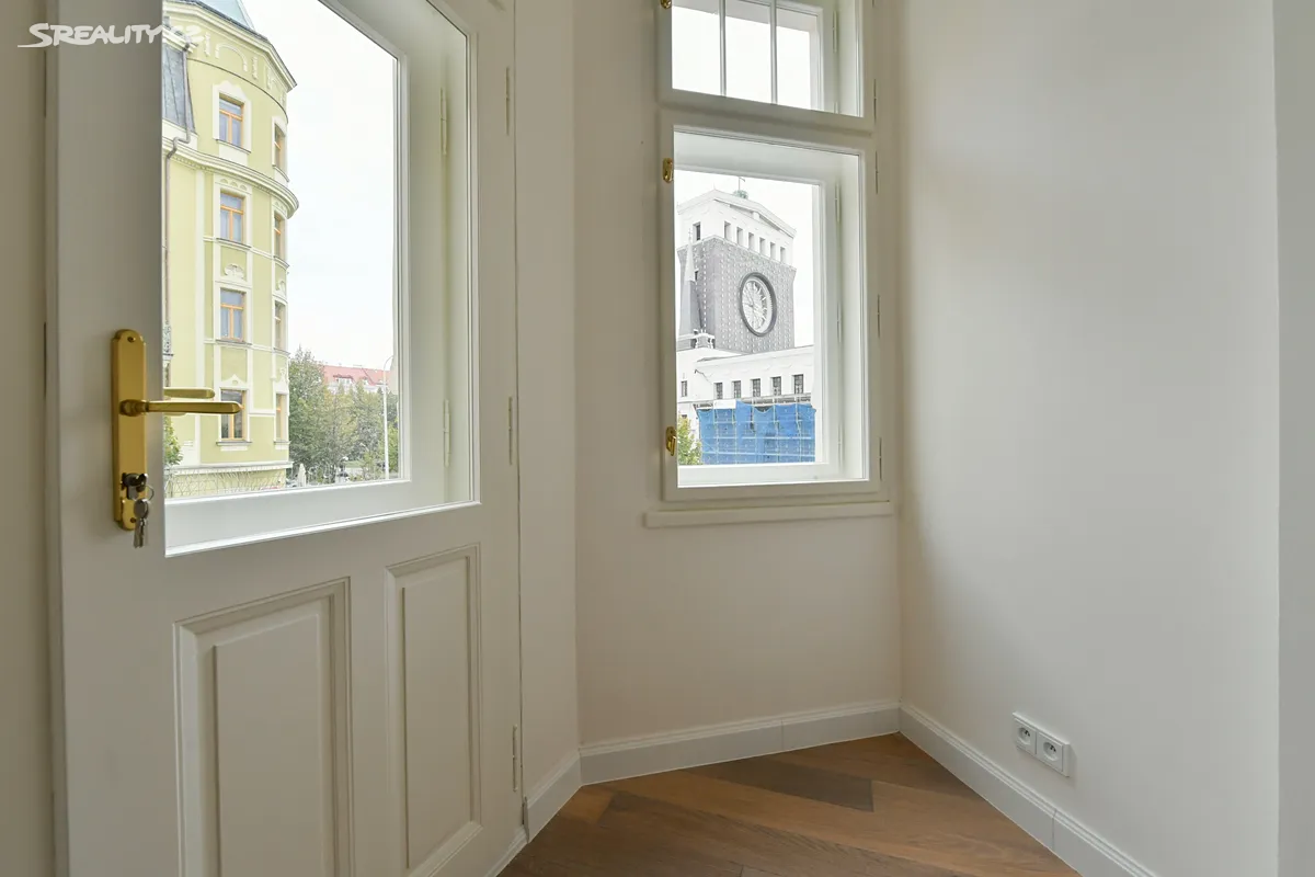 Pronájem bytu 4+kk 116 m² – pohled 5