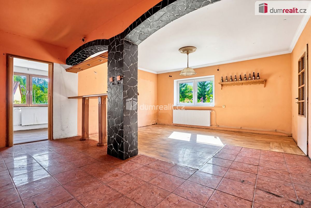 Prodej rodinného domu 150 m², pozemek 624 m² – fotografie 2