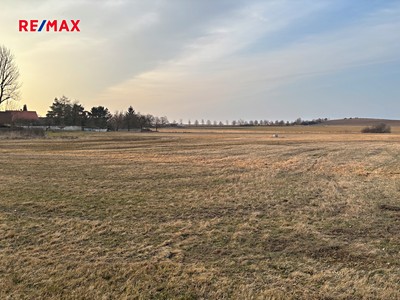 Prodej  stavebního pozemku 4 320 m²