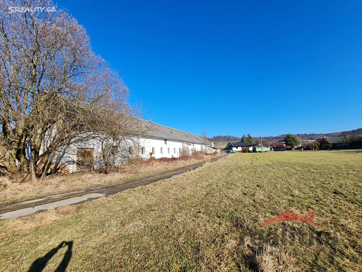 Prodej skladového prostoru 1690 m² – pohled 2
