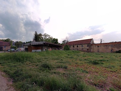 Prodej  stavebního pozemku 2 200 m²