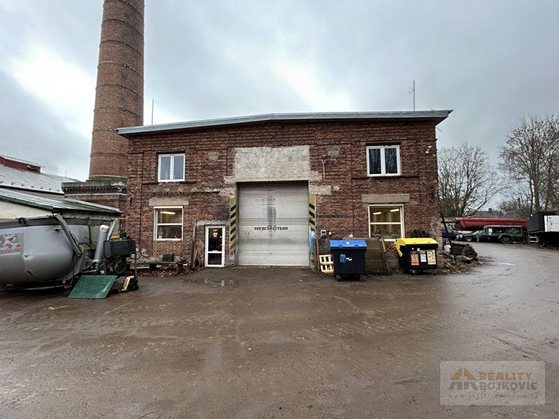 Prodej skladového prostoru 1100 m² – fotografie 2