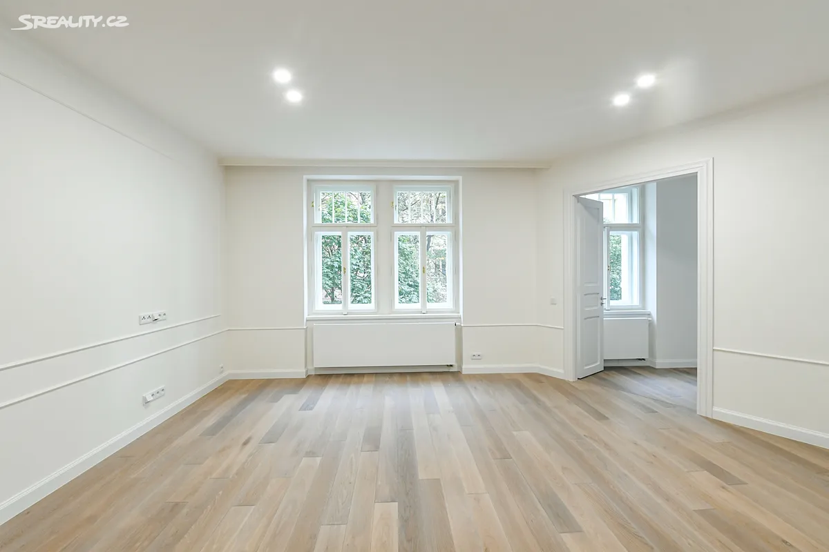 Pronájem bytu 4+kk 116 m² – pohled 6