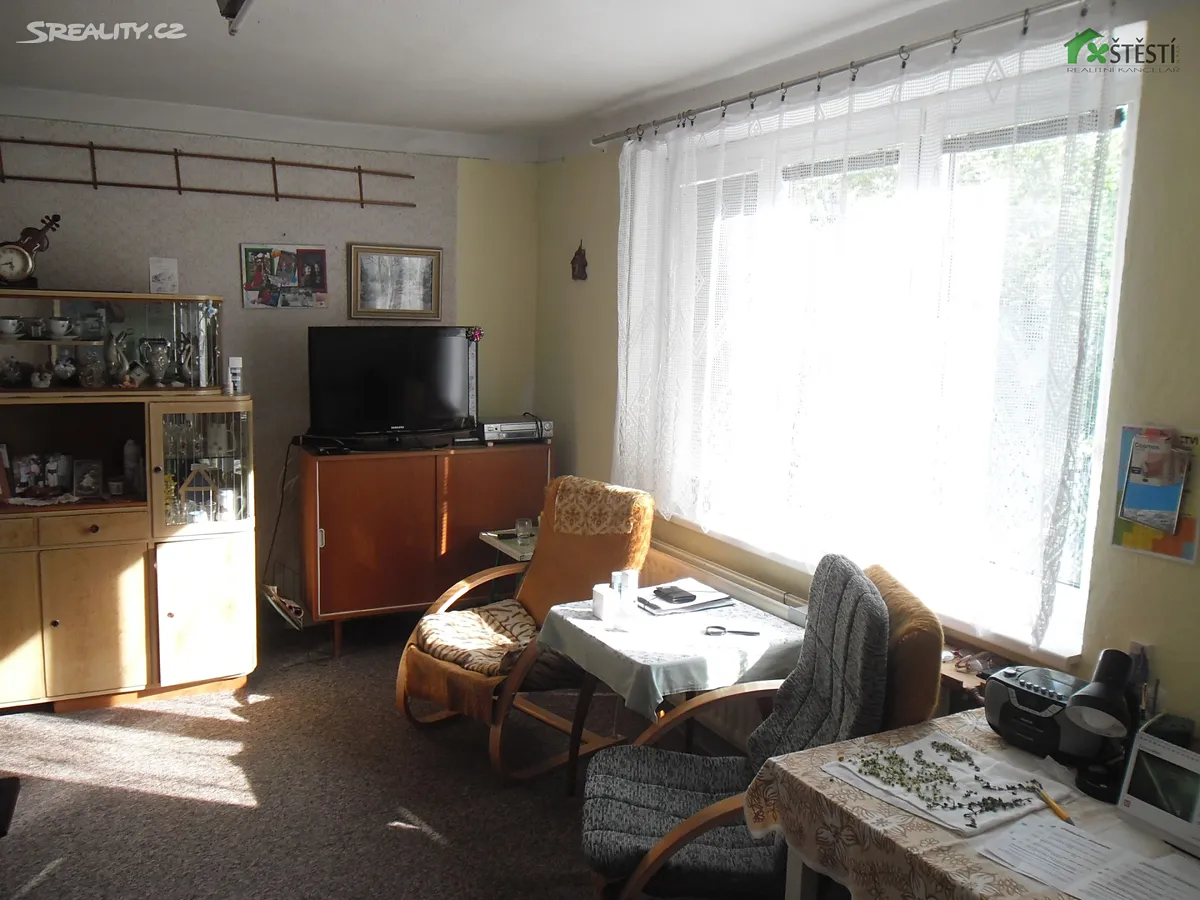 Prodej rodinného domu 190 m², pozemek 636 m² - Widok 5