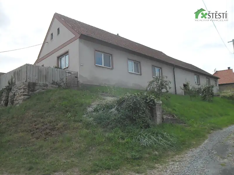 Prodej rodinného domu 450 m², pozemek 1150 m², Dolní Vilémovice – náhled fotky 1