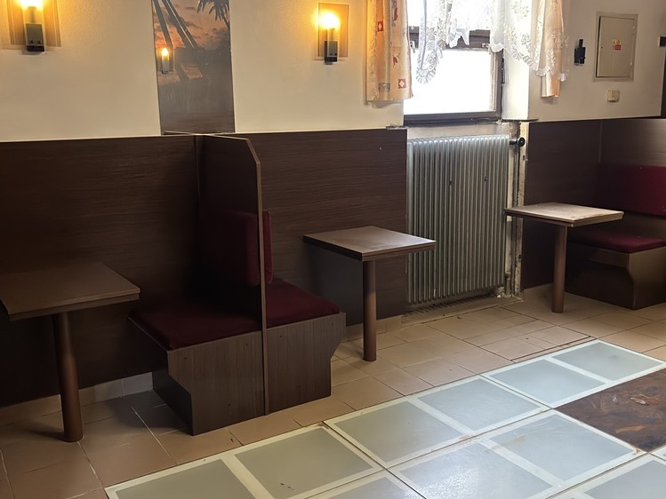Prodej komerčního prostoru, 600 m² (13 z 34)