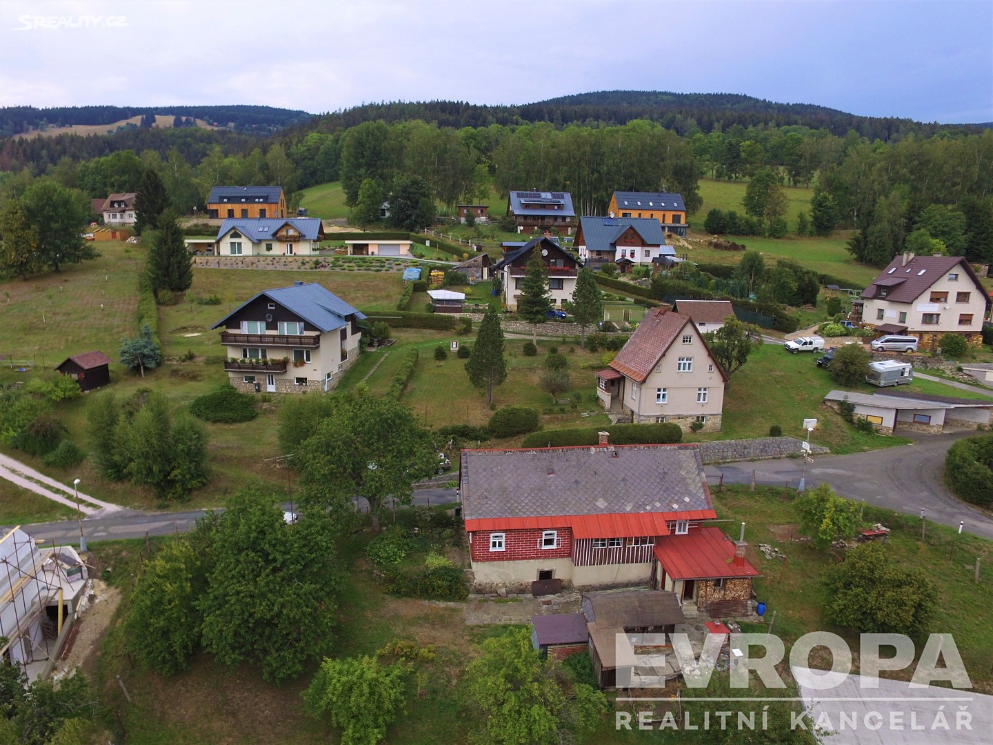 Prodej  rodinného domu 421 m², pozemek 1 782 m², okres Semily