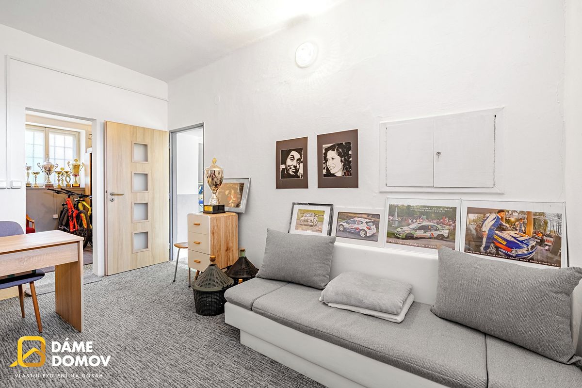 Prodej skladového prostoru 214 m² – fotografie 2