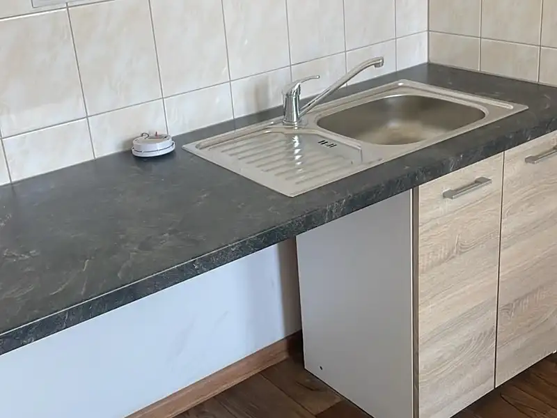 Pronájem bytu 1+kk 29 m², Ústí nad Labem – náhled fotky 2
