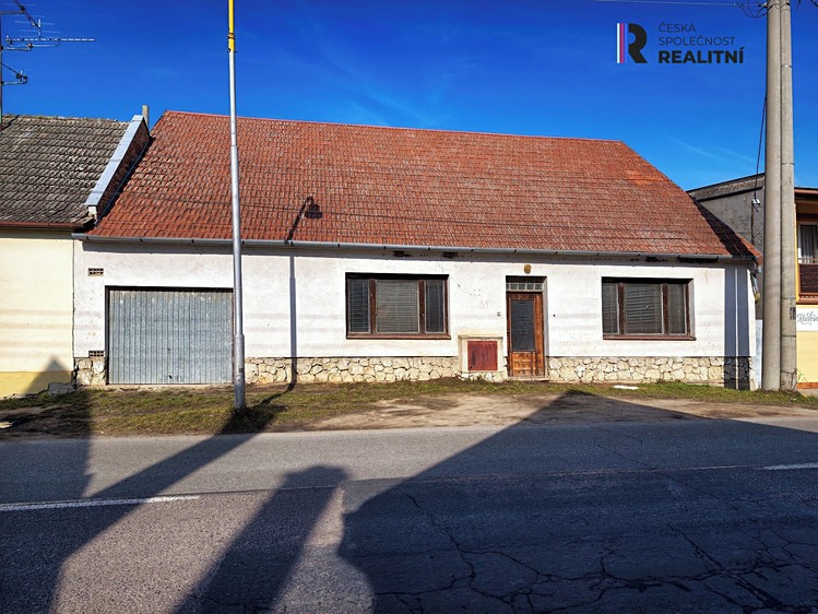 Prodej domu, 1 000 m² (2 z 12)