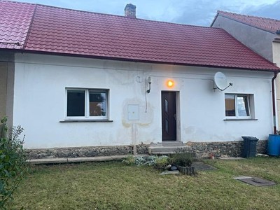 Hutní, Plasy