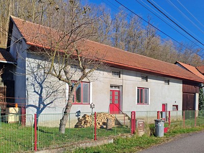 Prodej  rodinného domu 100 m², pozemek 1 740 m²