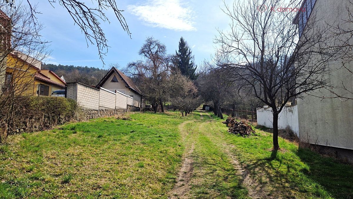 Prodej stavebního pozemku 2619 m²