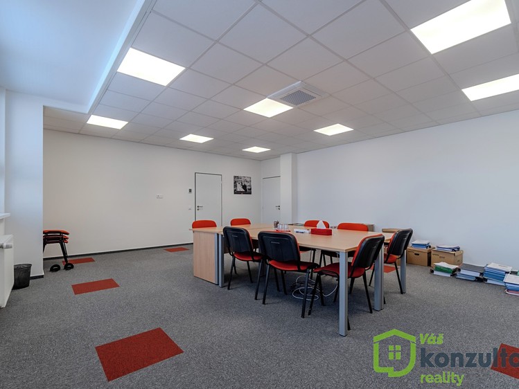 Комерційне приміщення в оренду, 60 м² (13 з 30)