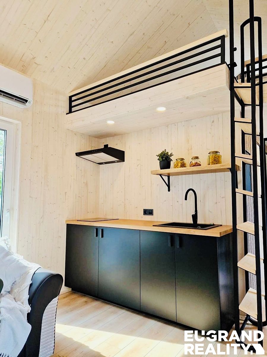 Prodej rodinného domu 25 m², pozemek 25 m² – fotografie 2