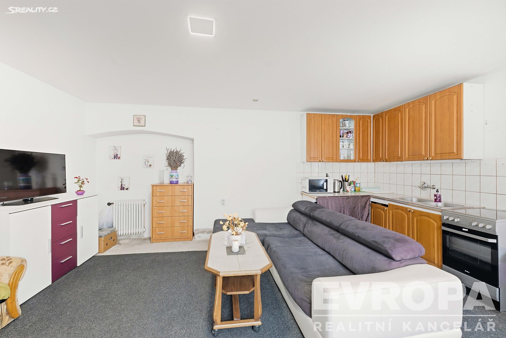 Prodej  rodinného domu 188 m², pozemek 926 m² – pohled 3