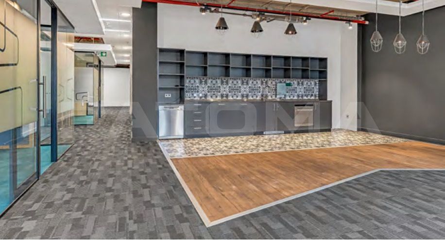 Pronájem kanceláře 844 m² – fotografie 4