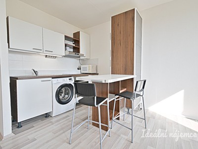 Pronájem bytu 1+kk 33 m²