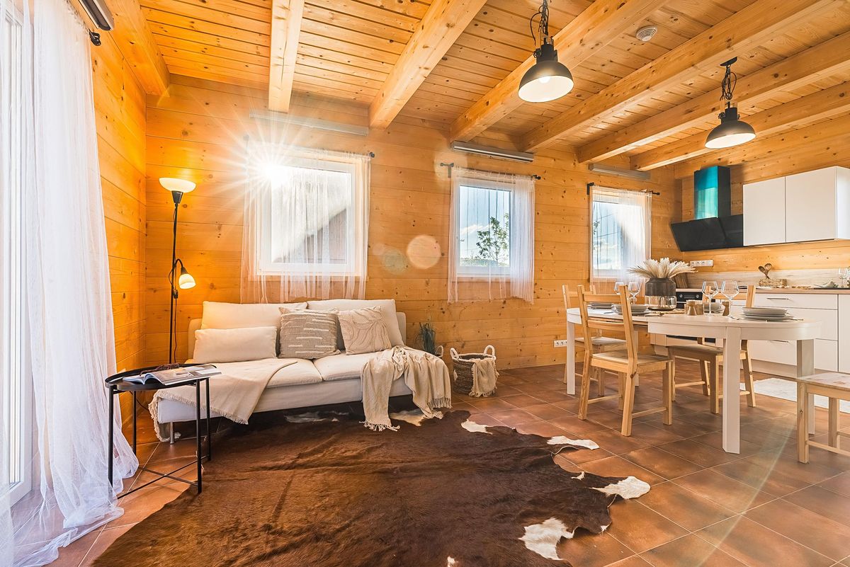 Prodej rodinného domu 92 m², pozemek 303 m² – fotografie 2