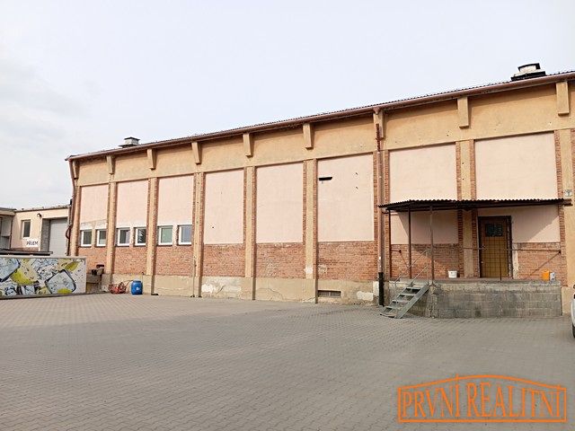 Pronájem skladového prostoru 720 m²