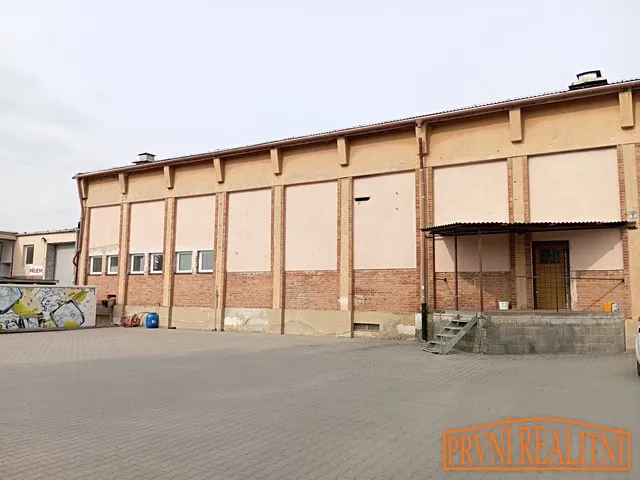 Pronájem skladového prostoru 720 m²